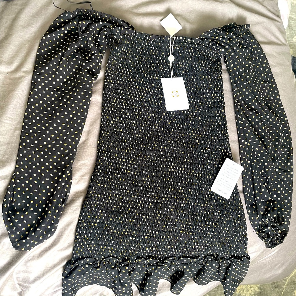 BRAND NEW black and yellow off the shoulder mini dress